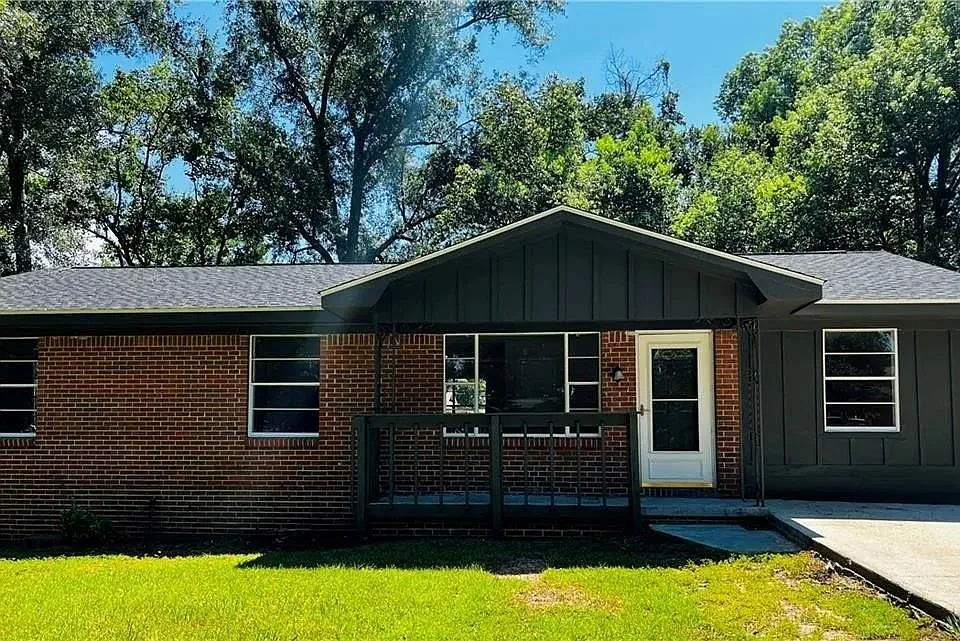 2467 Karagan Dr