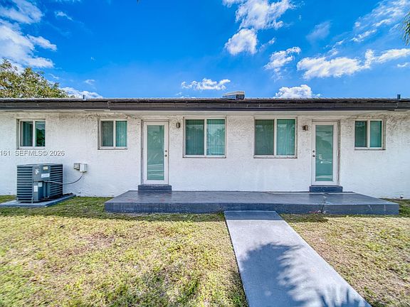 2nd image of 2841 SW 24th Ter