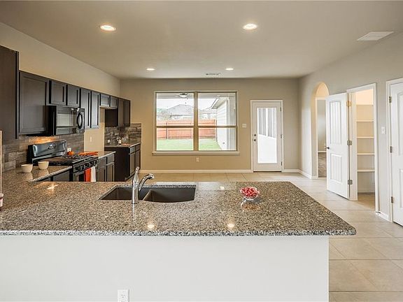 5th image of 332 Canadian Springs Dr