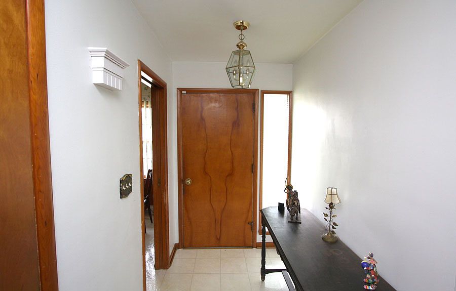 1st image of 1206 E Chestnut St