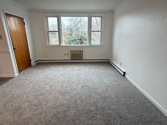 5th image of 534 Maryland Ave Floor 2