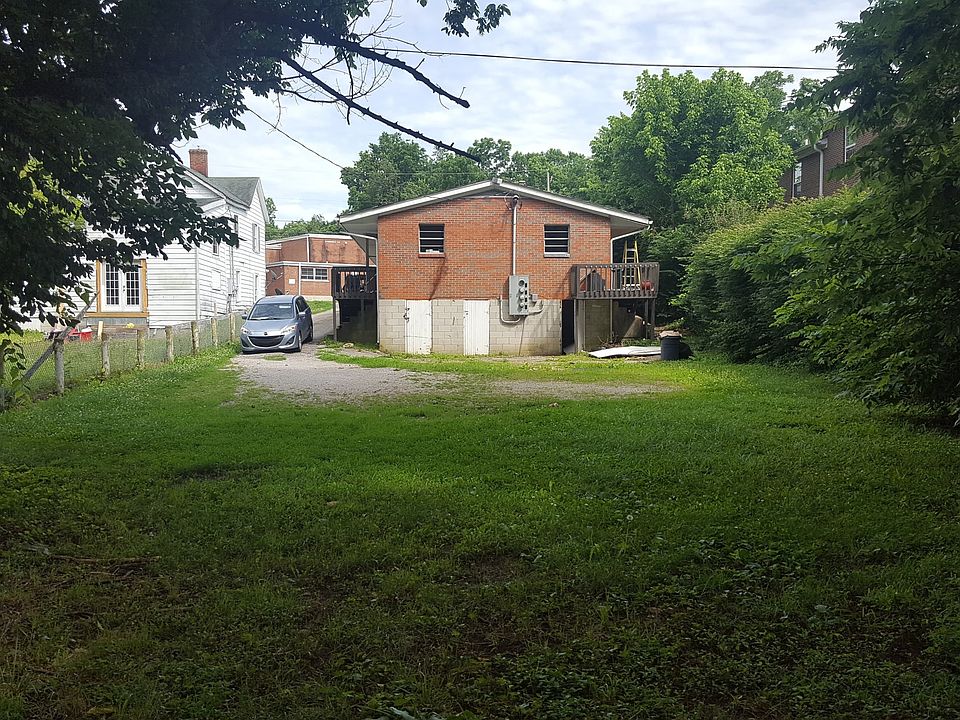2nd image of 135 Macey Blvd