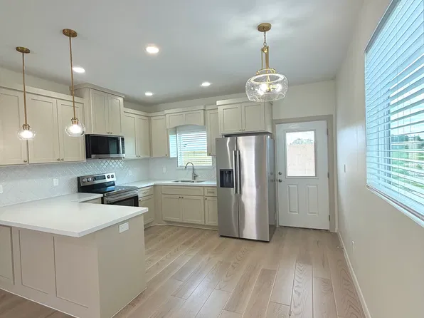 1212 S Bayou Ave, Edinburg, TX