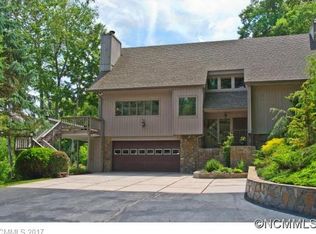 457 Mountain View Rd, Burnsville, NC 28714