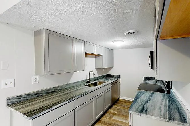 1742 Skinner Ave — Photo 5