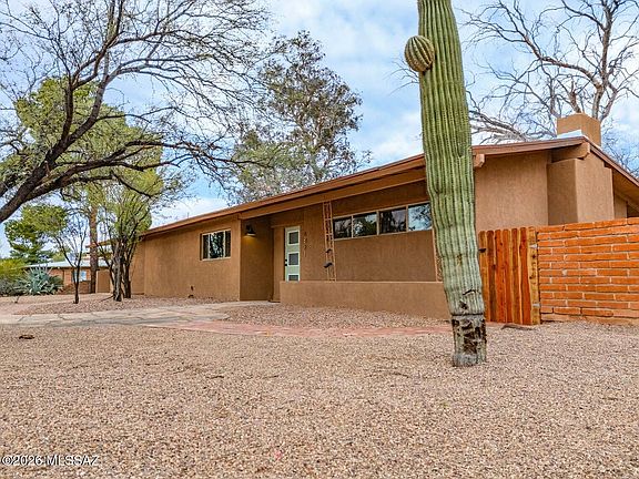 3rd image of 6821 E Nasumpta Dr
