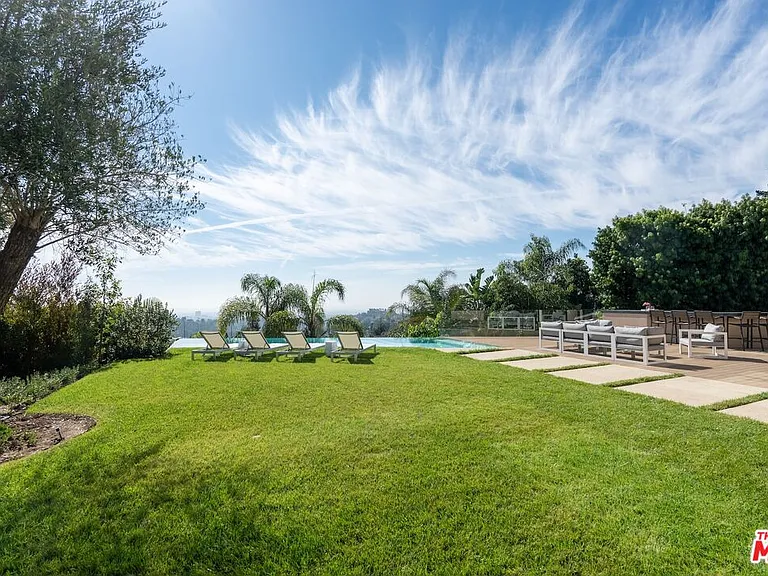 2501 Banyan Dr — Photo 56