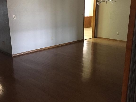 2nd image of 7601 N 173rd East Ave