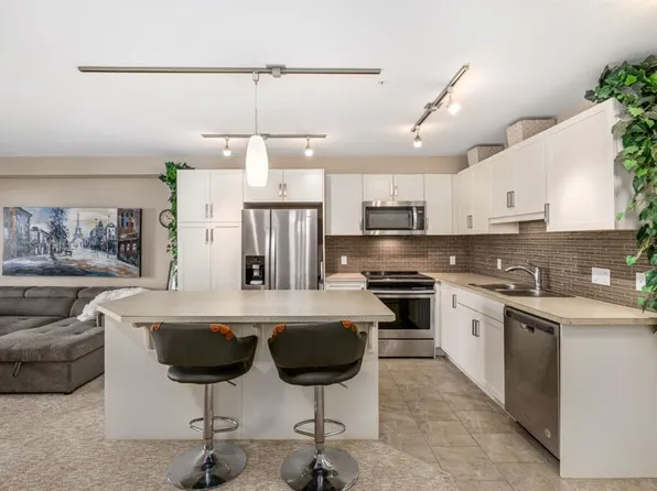 10 N Market Blvd SE #2101, Airdrie, AB T4A 0W8