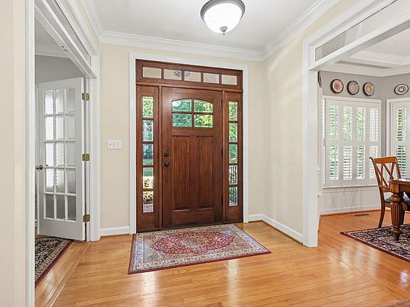 3rd image of 5221 Linksland Dr
