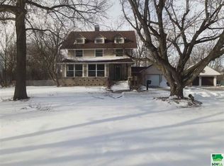 453 Euclid Ave, Cherokee, IA 51012