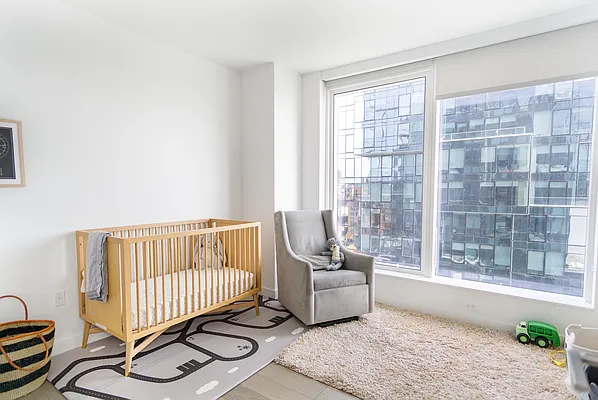 Rented by Triplemint | media 38