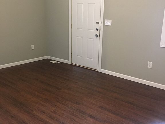 4th image of 621-623 New York St #621
