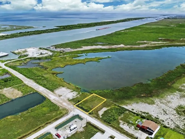 0 Bahama Ln, Port Bolivar, TX 77650