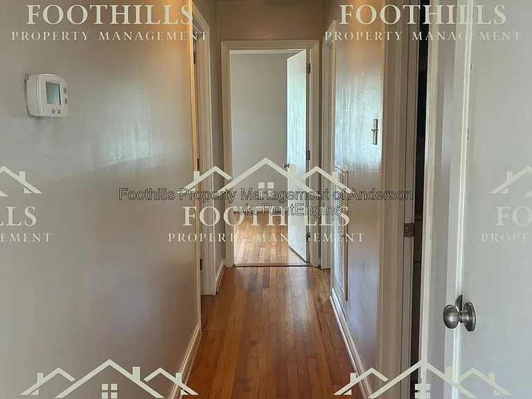 809 Wilson St — Photo 7