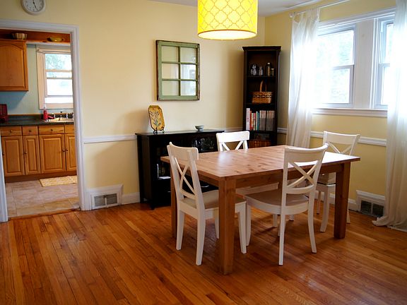 Separate dining room