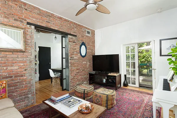 Rented by Stribling | media 15