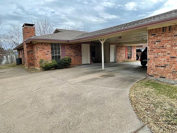 2nd image of 2707 Petersburg Dr
