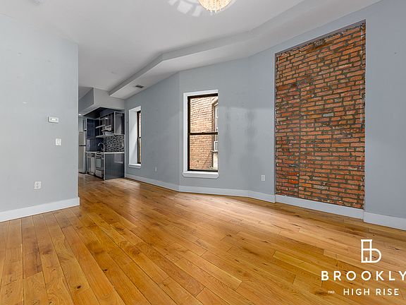 4th image of 1444 Pacific St #2B