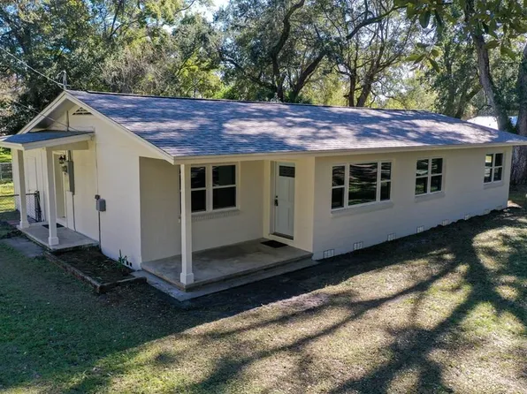 11 Shadow Ln, Apalachicola, FL 32320