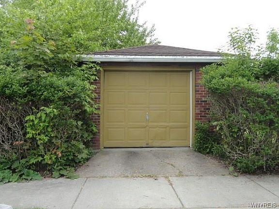 3rd image of 2795 Orleans Ave