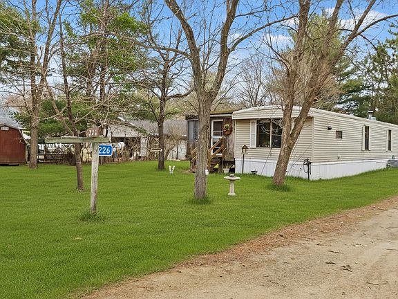 2nd image of 226 E Lohrville Ave