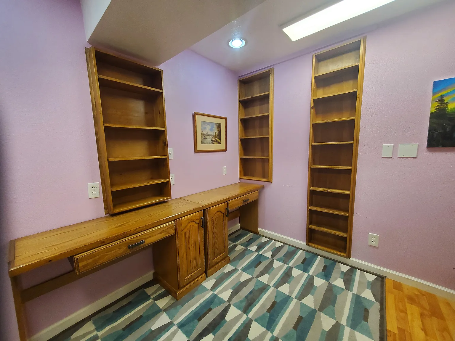 1 bed, 300 sqft, $715 — Photo 2