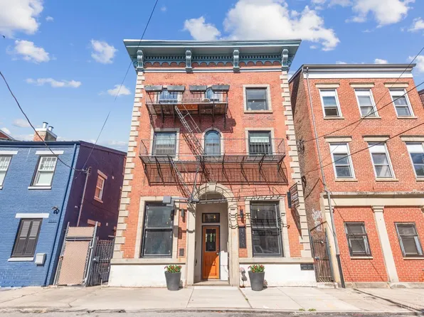 1523 Republic St #301, Cincinnati, OH 45202