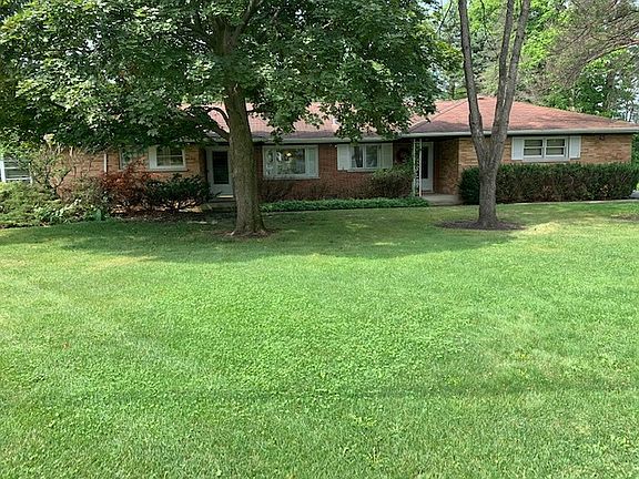 2nd image of 240 Henneberry Ln