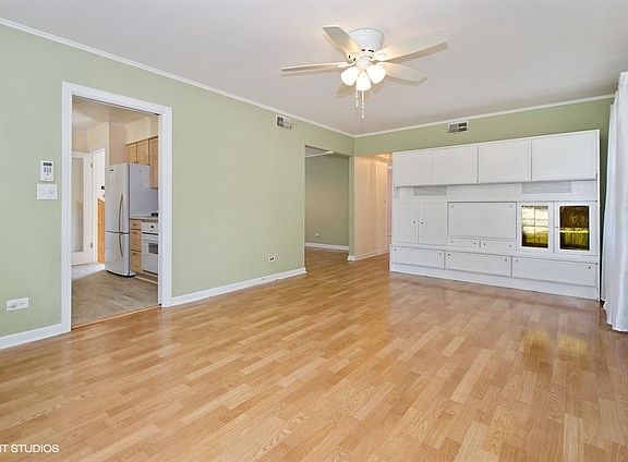 3rd image of 5359 Conrad Ave