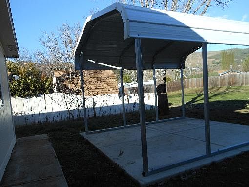 5th image of 13962 Apple Ln