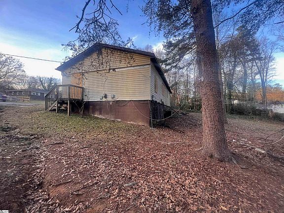 5th image of 216 Brantford Ln