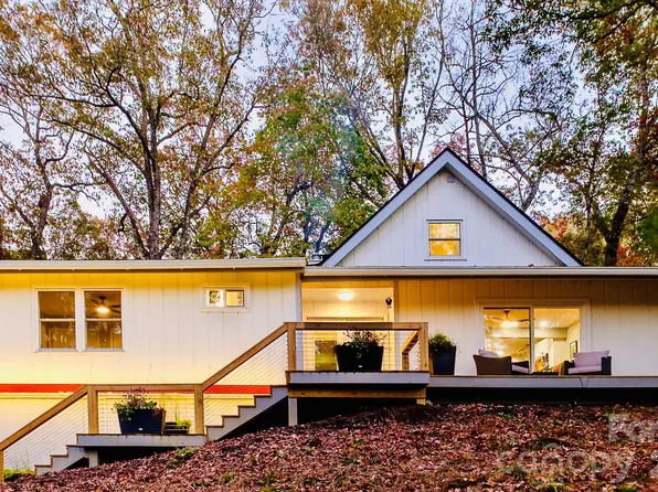 359 Rainbow Lake Dr, Brevard, NC 28712