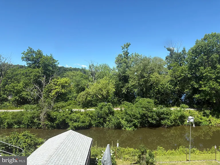 343 S Main St — Photo 9