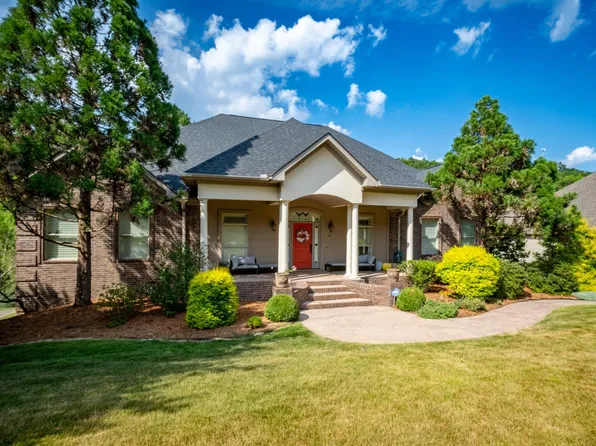 4 Tory Ct, Little Rock, AR 72211