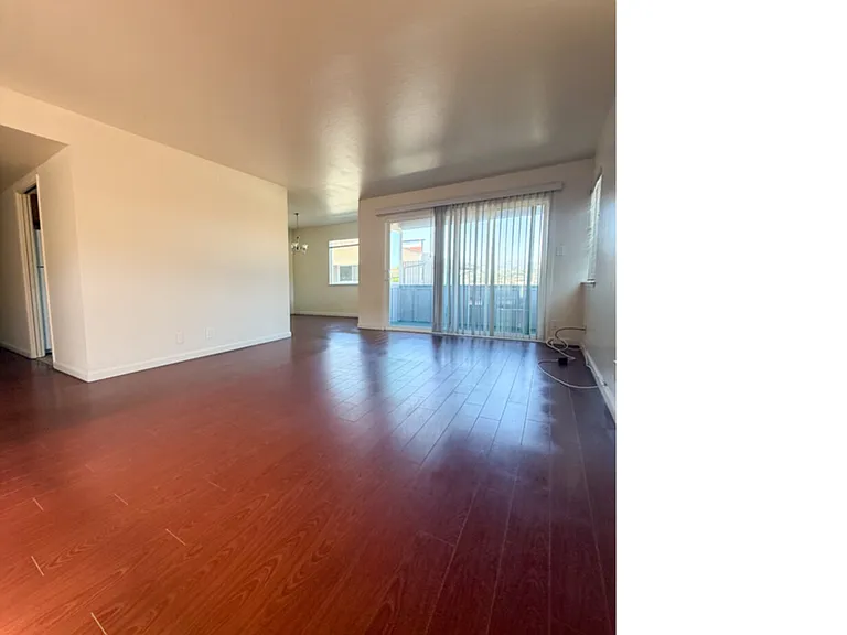 7 Davis Dr #G — Photo 3