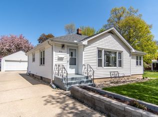 850 E Jackson St, Morris, IL 60450