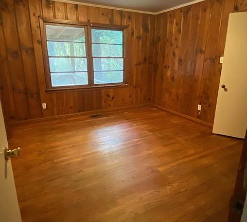 4th image of 1606 Flanagan Dr