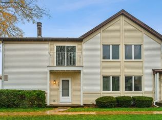 608 Inverrary Ln #608, Deerfield, IL 60015