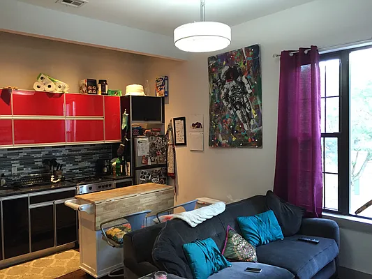 Rented by Rennit Inc. | media 18
