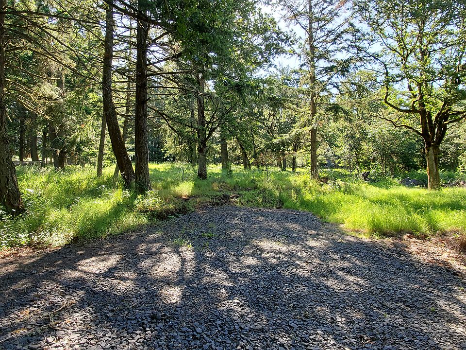 2nd image of 4196 Edison Rd NE