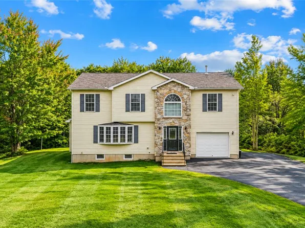 2742 Long Pond Rd, Long Pond, PA 18334