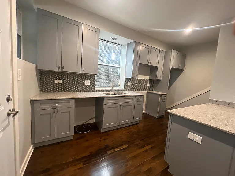 7144 S Yates Blvd #2N — Photo 7
