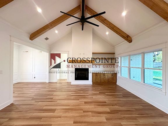 5th image of 15849 Avery Ln