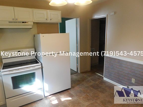 4th image of 420 W 10th St #5