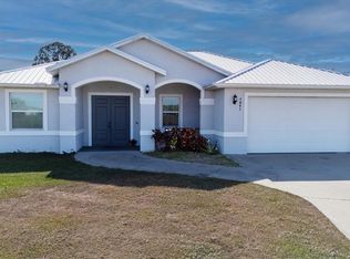 7043 Brazil Cir, Labelle, FL 33935