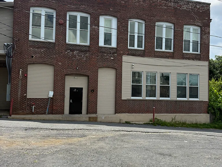 119 S Aubrey St #105 — Photo 1