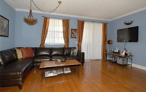 2nd image of 3155 NE 184th St APT 8305