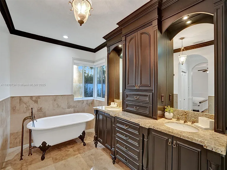12401 SW 77th St — Photo 26