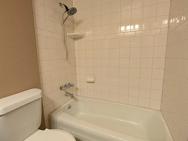 551 Terminal Loop Rd #D5 — Photo 32